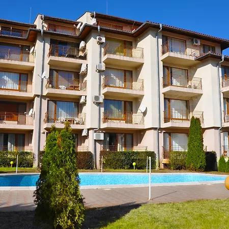 Apartment La Playa Nesebar